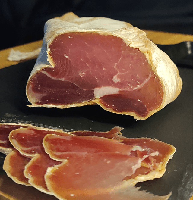 Lot 2 grosse pièces + 3 Saucissons au choix